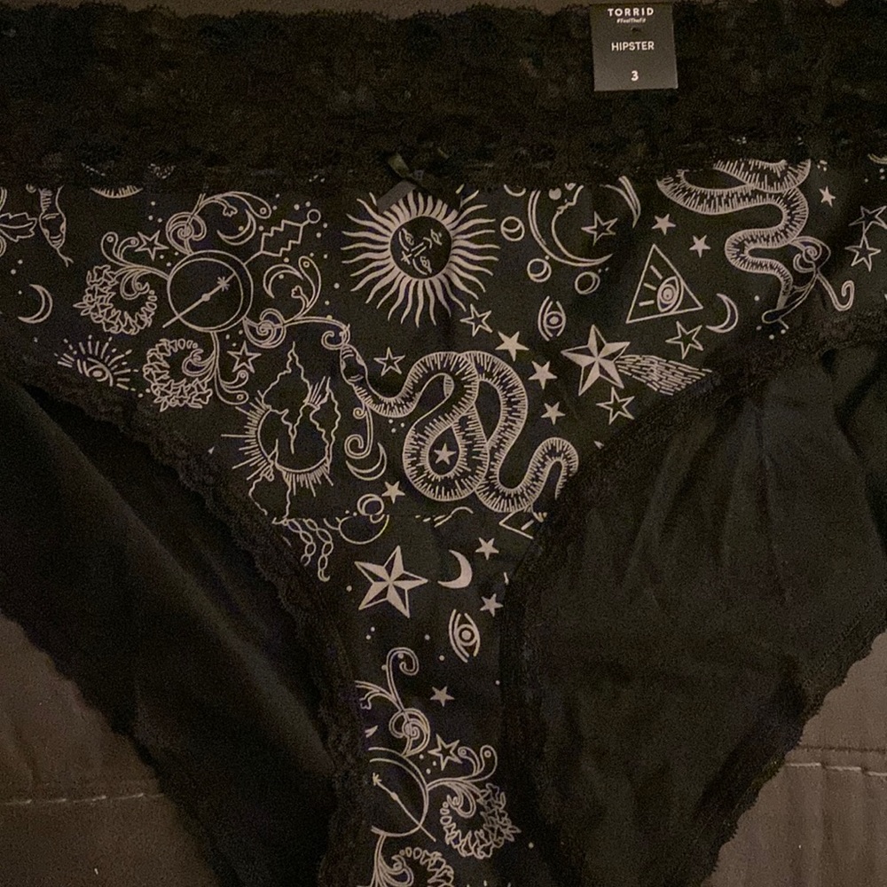 NWT Torrid Celestial Mirror Panties